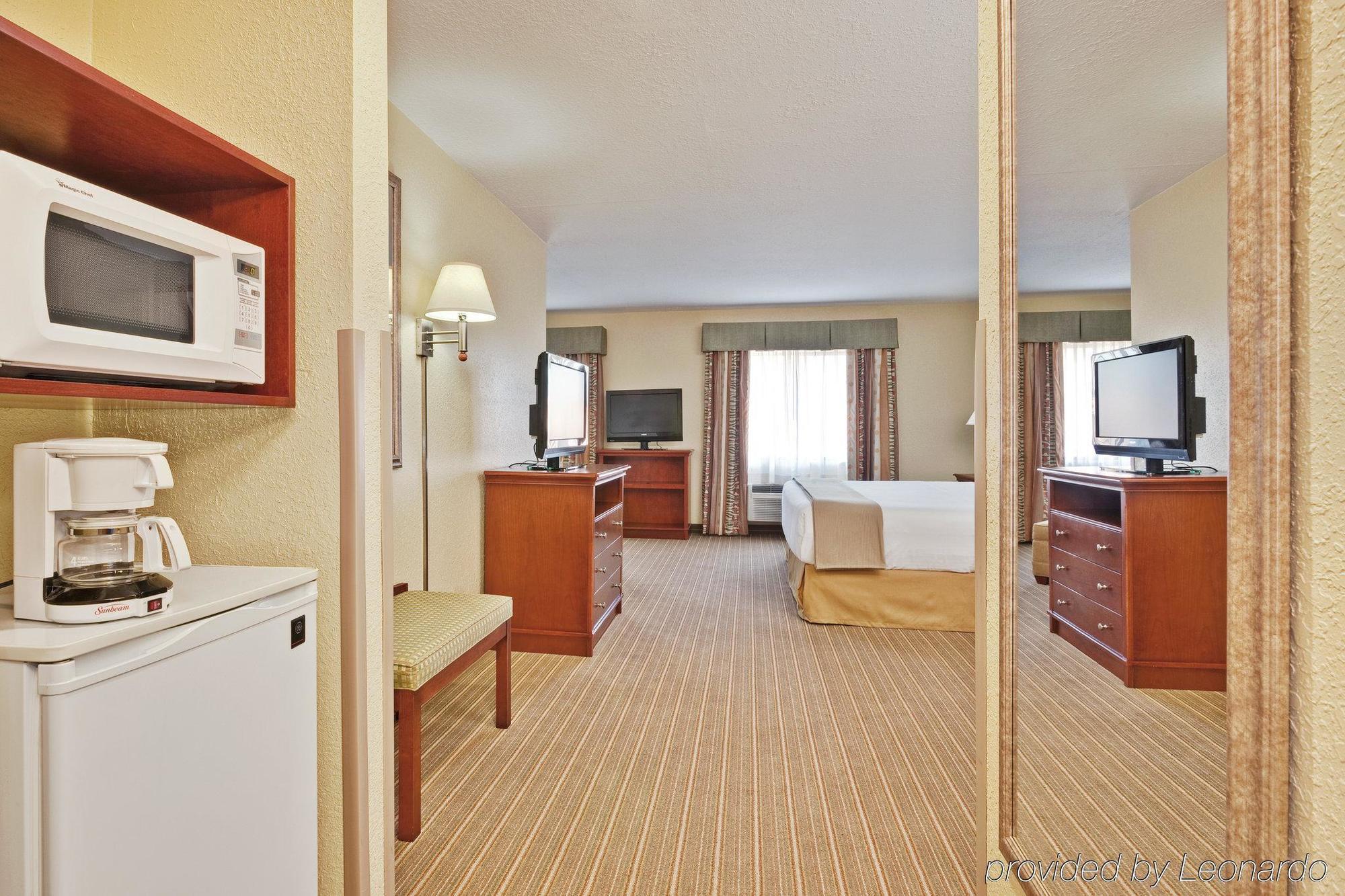 Holiday Inn Express Winfield - Teays Valley Hurricane Ruang foto