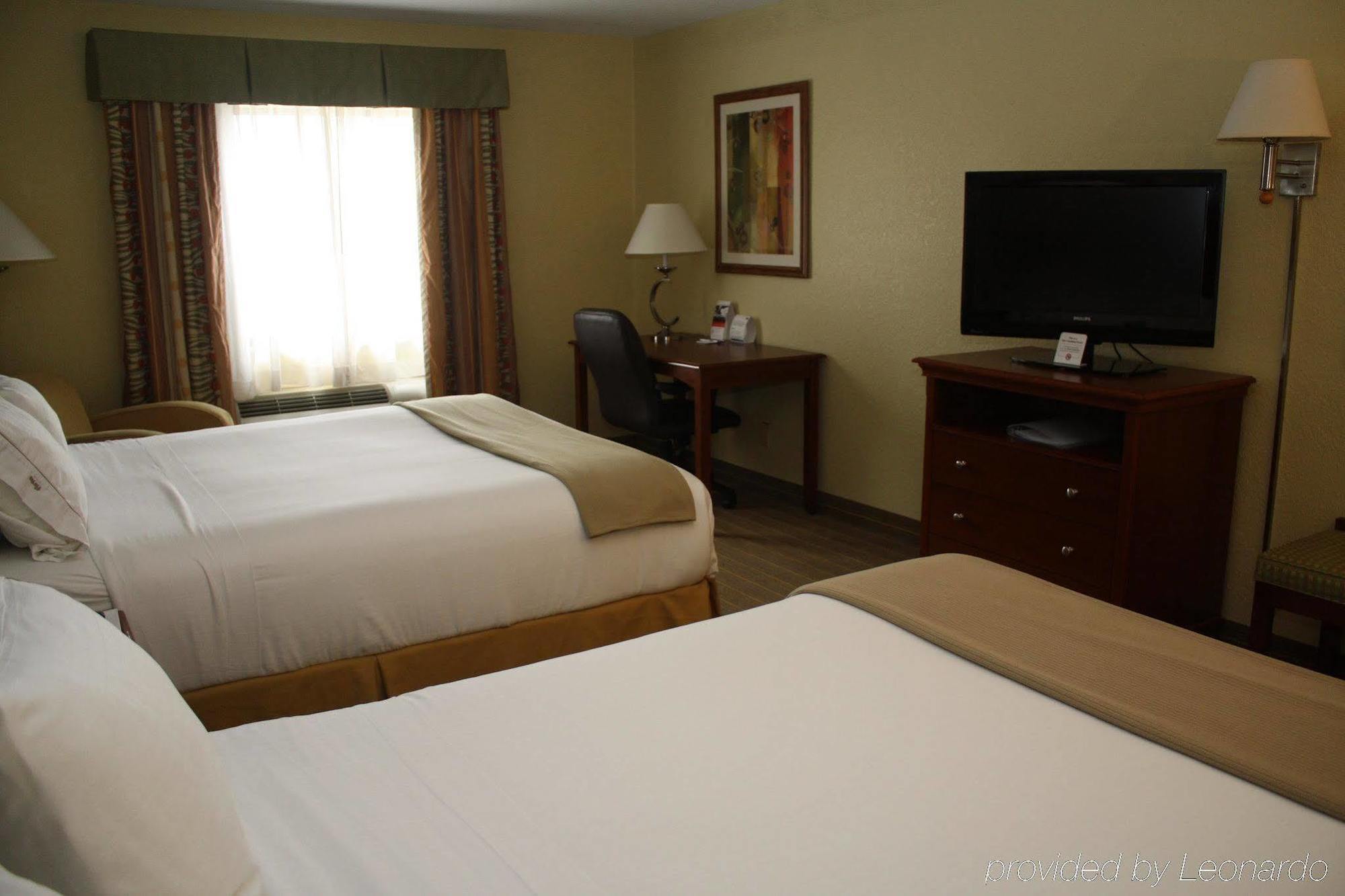 Holiday Inn Express Winfield - Teays Valley Hurricane Bagian luar foto