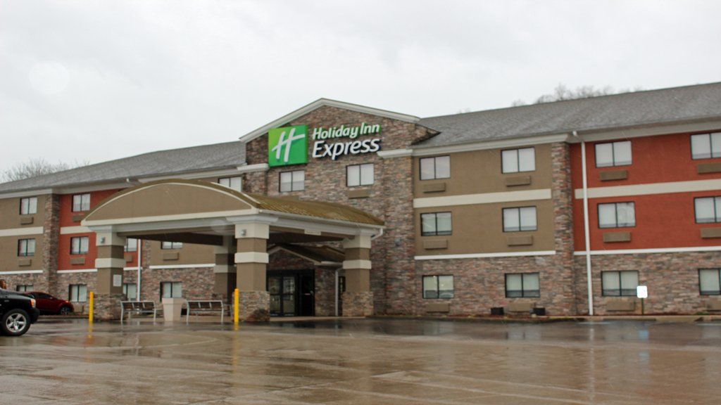 Holiday Inn Express Winfield - Teays Valley Hurricane Bagian luar foto